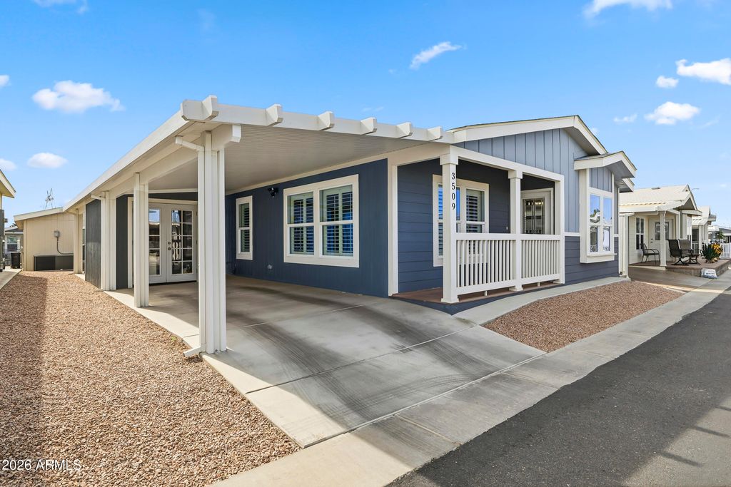 650 N Hawes Road Road 3509, Mesa, AZ 85207 — photo 2