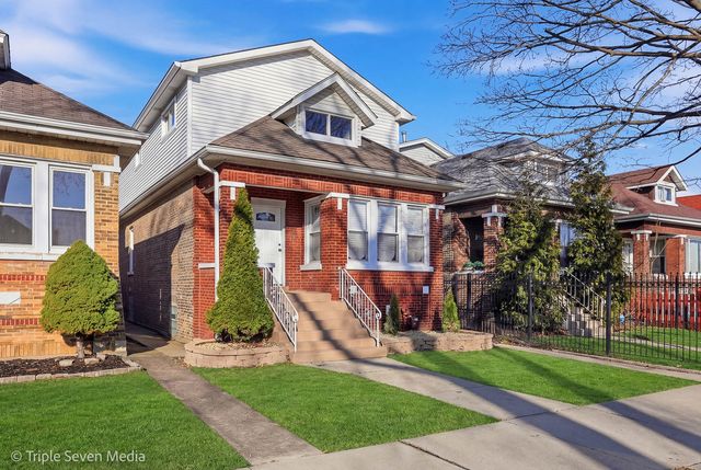 7520 S CARPENTER Street, Chicago, IL 60620