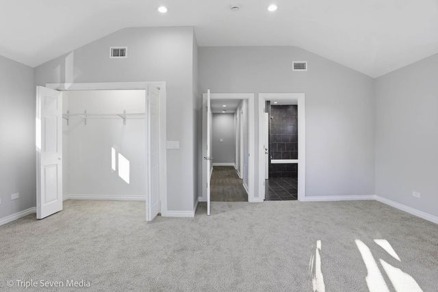 7520 S CARPENTER Street, Chicago, IL 60620