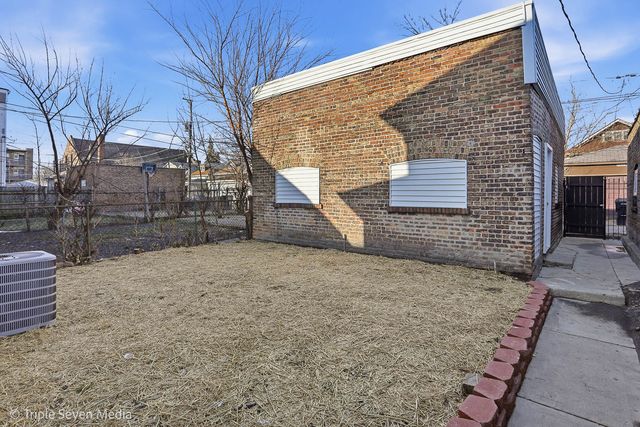 7520 S CARPENTER Street, Chicago, IL 60620