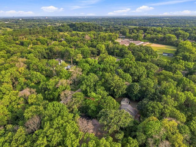 5708 Glen Avenue, Minnetonka, MN 55345
