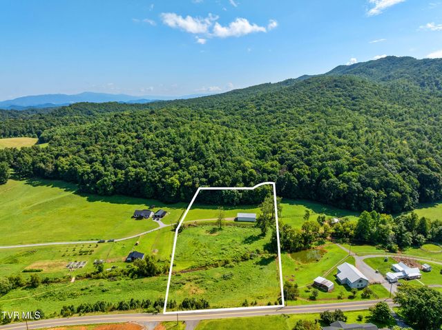 713 Laurels Road, Johnson City, TN 37601