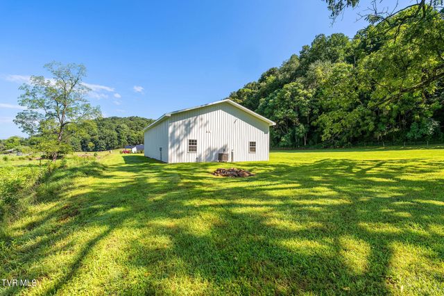 713 Laurels Road, Johnson City, TN 37601