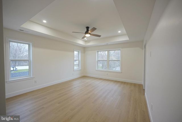 47 FOUNTAIN BLVD, Burlington, NJ 08016