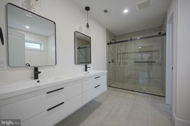 47 FOUNTAIN BLVD, Burlington, NJ 08016