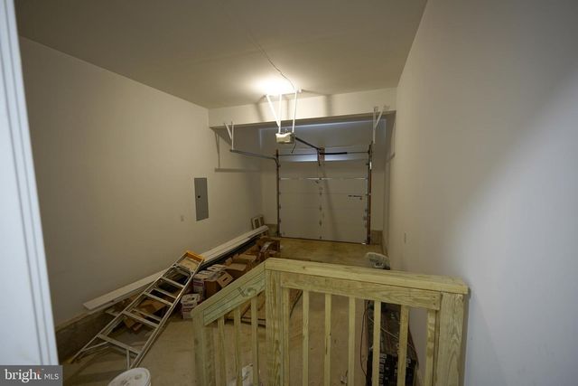 47 FOUNTAIN BLVD, Burlington, NJ 08016