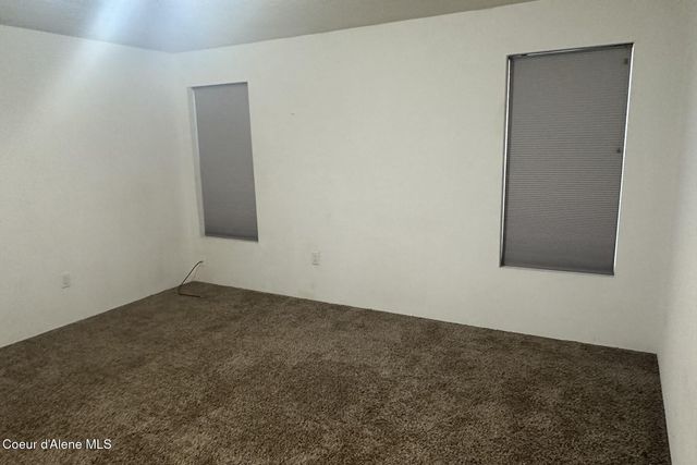 668 W Minnesota Ave, Hayden, ID 83835