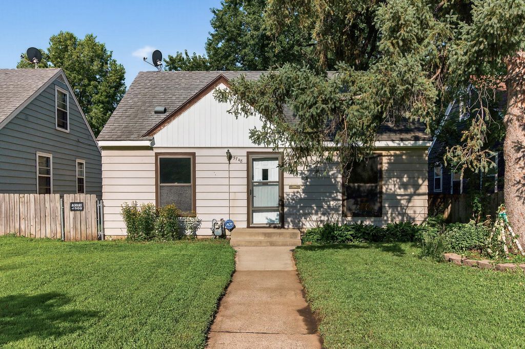 5748 25th Avenue S, Minneapolis, MN 55417