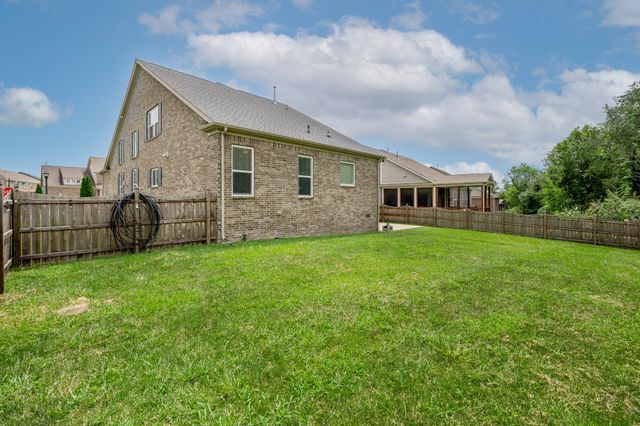 263 Caroline Way, Mount Juliet, TN 37122