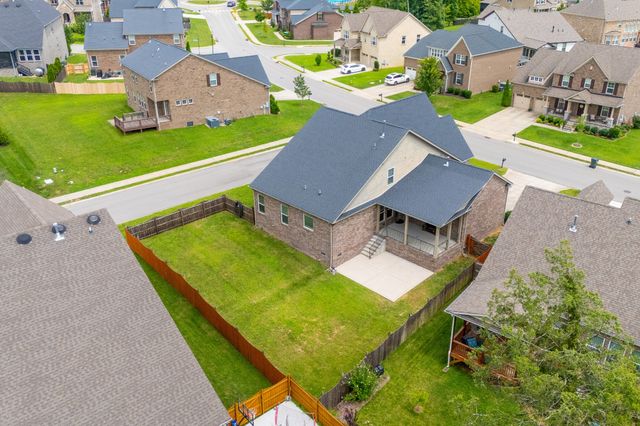 263 Caroline Way, Mount Juliet, TN 37122