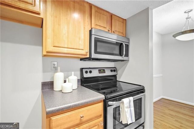 4106 Chastain Park Court, Atlanta, GA 30342