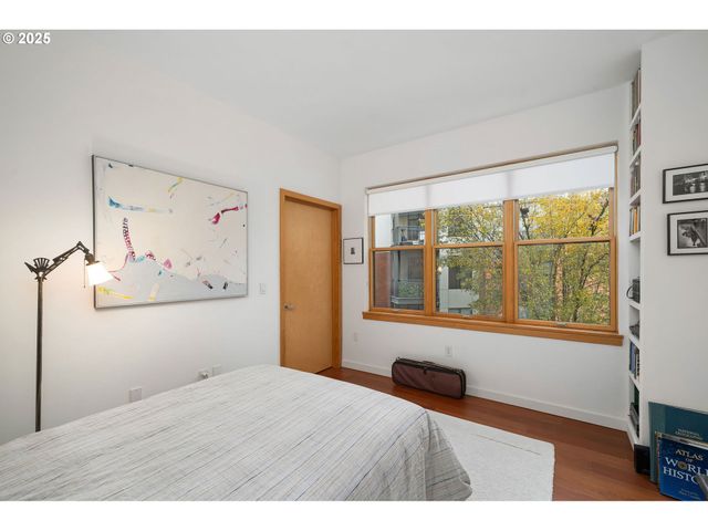 821 Nw 11TH Ave 321, Portland, OR 97209