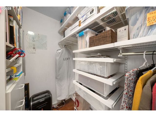 821 Nw 11TH Ave 321, Portland, OR 97209