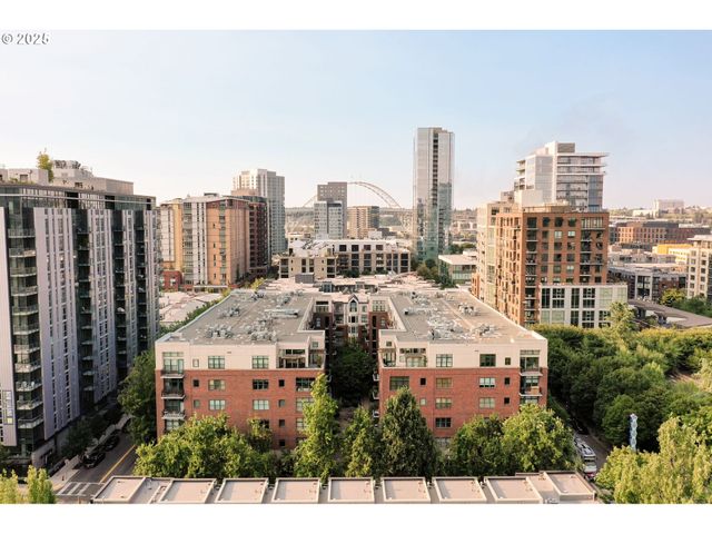 821 Nw 11TH Ave 321, Portland, OR 97209