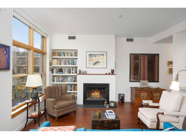 821 Nw 11TH Ave 321, Portland, OR 97209