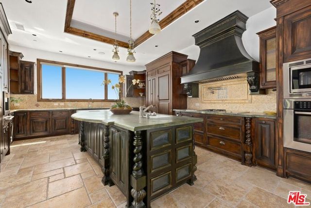 2695 Shady Ridge Lane, Diamond Bar, CA 91765