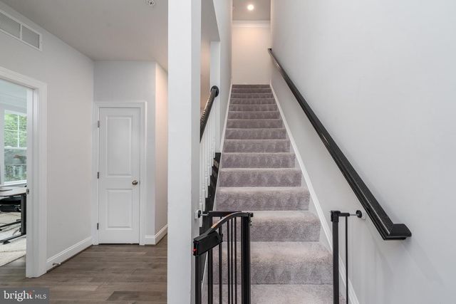 6210 HUNTERS HOLLOW RD, Elkridge, MD 21075