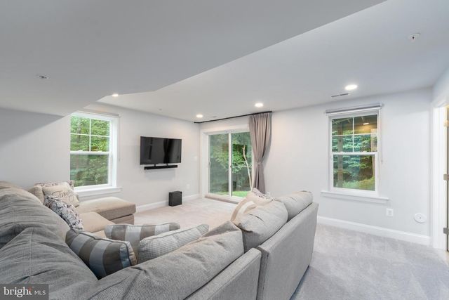 6210 HUNTERS HOLLOW RD, Elkridge, MD 21075