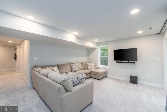 6210 HUNTERS HOLLOW RD, Elkridge, MD 21075