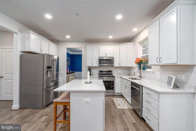 6210 HUNTERS HOLLOW RD, Elkridge, MD 21075