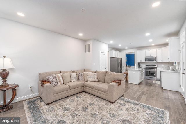 6210 HUNTERS HOLLOW RD, Elkridge, MD 21075