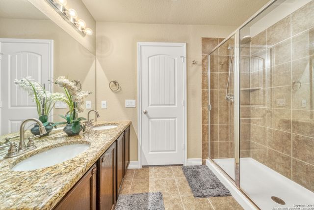 511 FORT APACHE, San Antonio, TX 78245