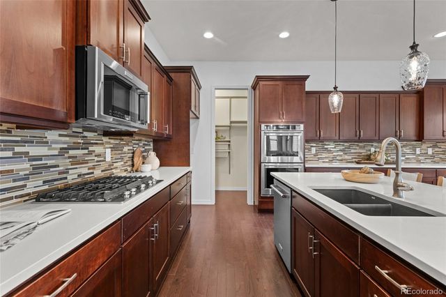 16006 Swan Mountain Drive, Broomfield, CO 80023