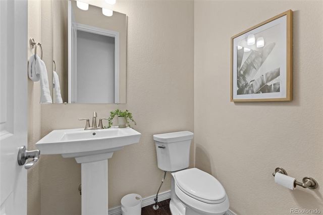 16006 Swan Mountain Drive, Broomfield, CO 80023