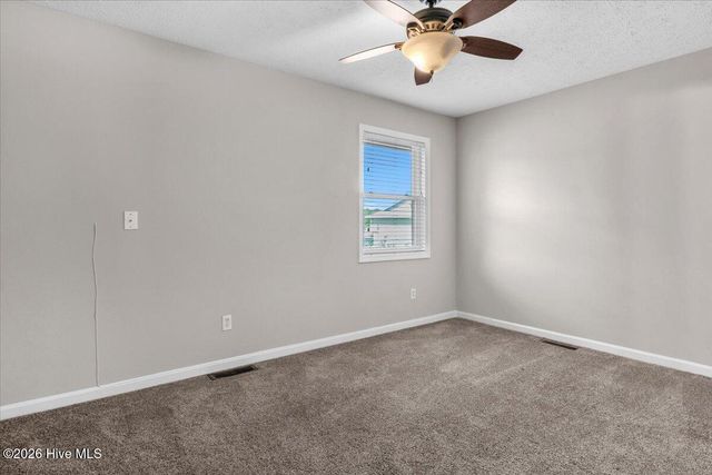 3984 Echo Farms Boulevard, Wilmington, NC 28412