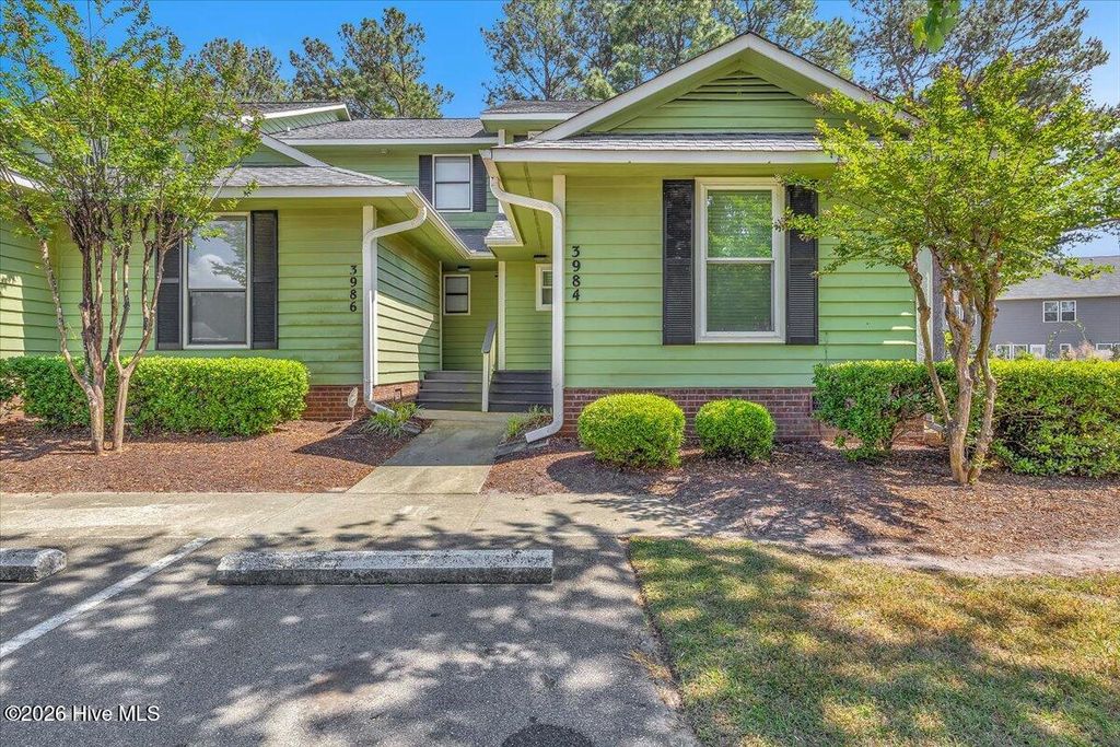 3984 Echo Farms Boulevard, Wilmington, NC 28412