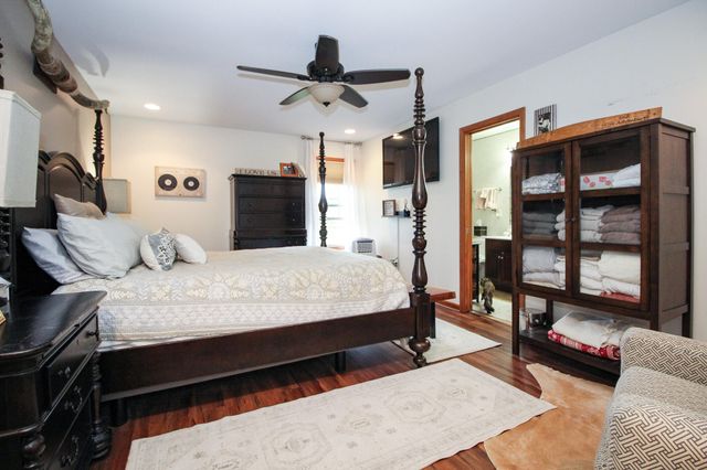 2913 Cardinal Drive, Wheatfield, IN 46392