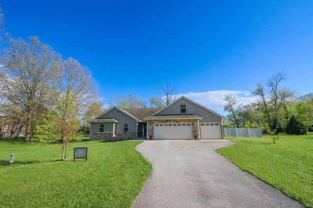 2913 Cardinal Drive, Wheatfield, IN 46392