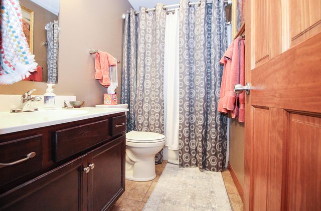 2913 Cardinal Drive, Wheatfield, IN 46392