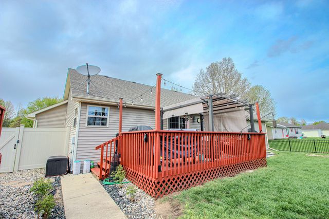 2913 Cardinal Drive, Wheatfield, IN 46392