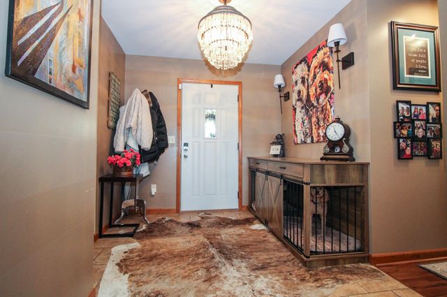 2913 Cardinal Drive, Wheatfield, IN 46392