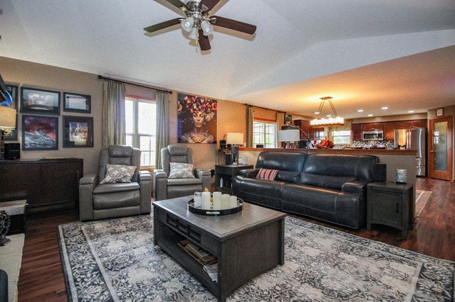 2913 Cardinal Drive, Wheatfield, IN 46392