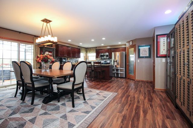 2913 Cardinal Drive, Wheatfield, IN 46392