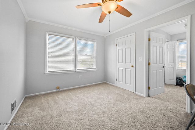 52 Griggs Avenue, Port Monmouth, NJ 07758