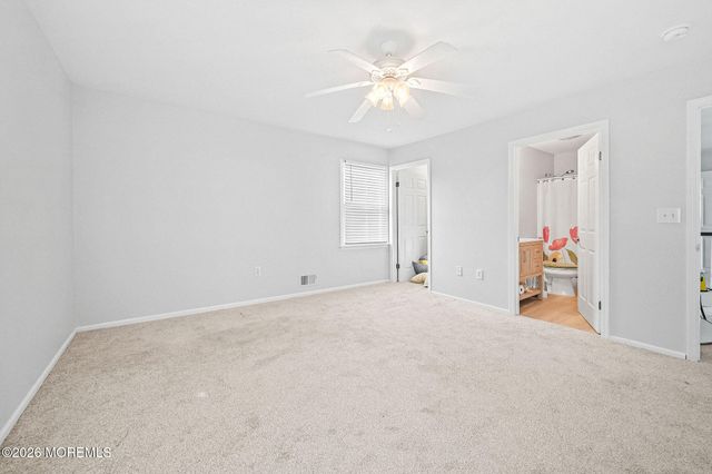 52 Griggs Avenue, Port Monmouth, NJ 07758