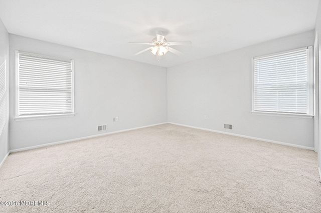 52 Griggs Avenue, Port Monmouth, NJ 07758