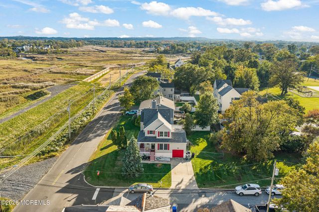 52 Griggs Avenue, Port Monmouth, NJ 07758