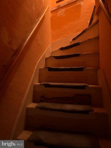 1113 ELM ST, Reading, PA 19604