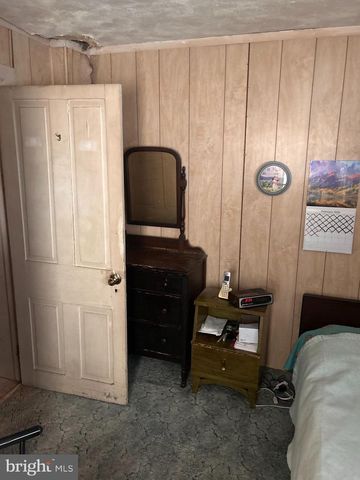 1113 ELM ST, Reading, PA 19604