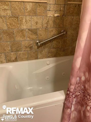 1260 Springborrow Drive, Flint Twp, MI 48532