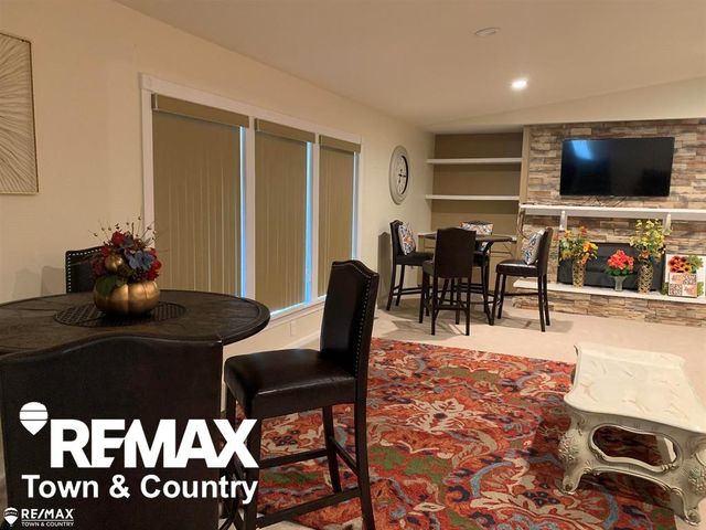 1260 Springborrow Drive, Flint Twp, MI 48532