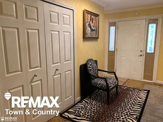 1260 Springborrow Drive, Flint Twp, MI 48532