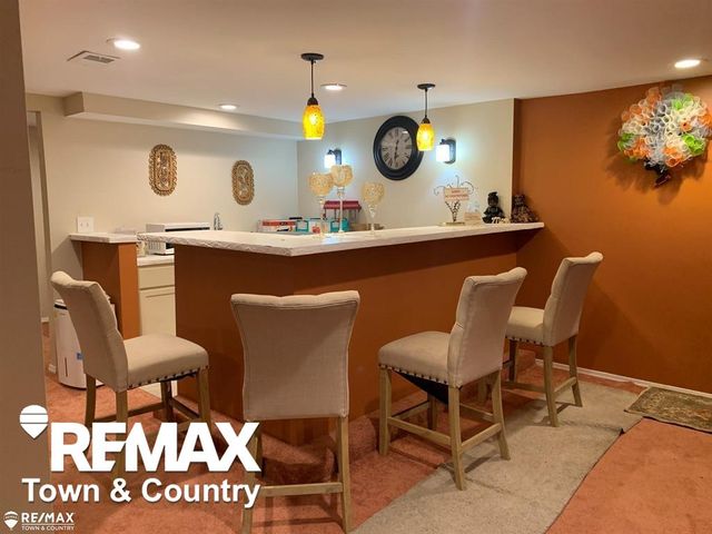 1260 Springborrow Drive, Flint Twp, MI 48532