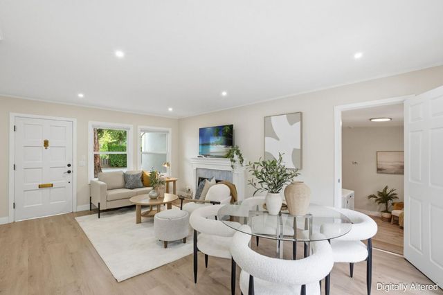 12 Athlone Way, Menlo Park, CA 94025