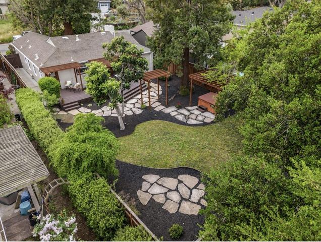 12 Athlone Way, Menlo Park, CA 94025