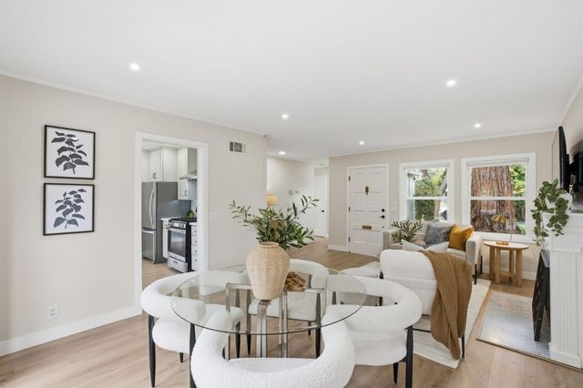 12 Athlone Way, Menlo Park, CA 94025